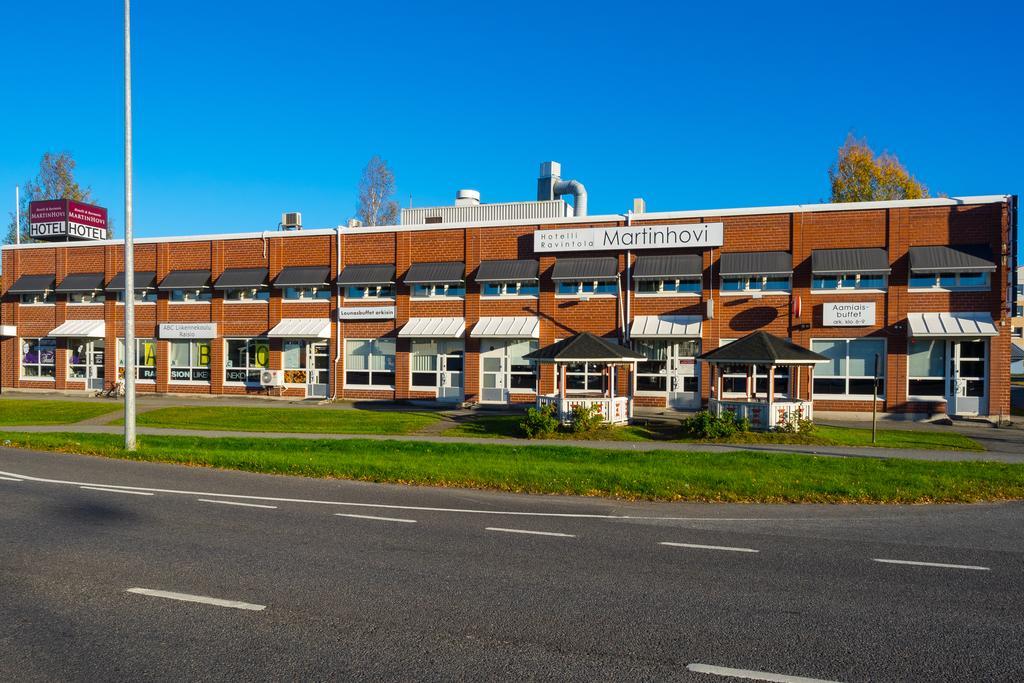 Hotelli & Ravintola Martinhovi Raisio Exteriér fotografie